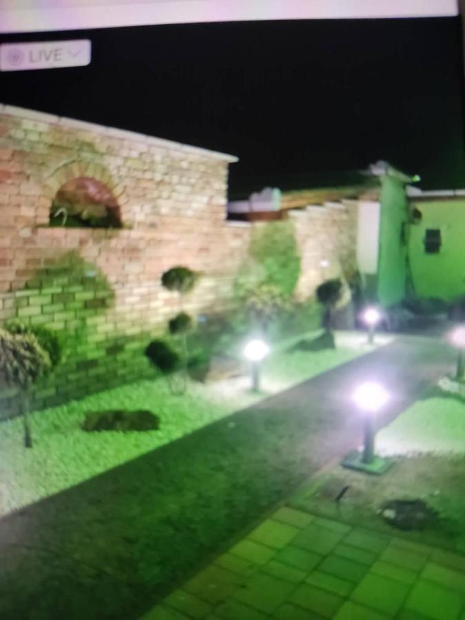 Buebaj Vendeghaz Hotel Eger Exterior photo